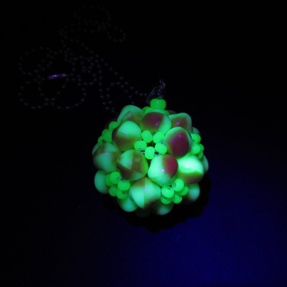 Uranium glass beaded bead pendant